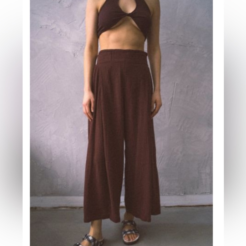 NWT Out From Under Naya Wide Leg Pant in the color Maroon